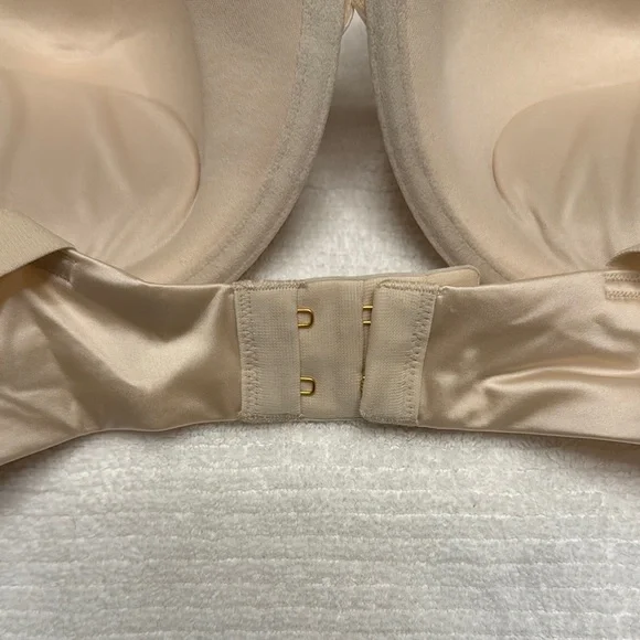 ThirdLove Tan Matte & Sine eyelet Plunge Bra with Molded Cups - Picture 5 of 6
